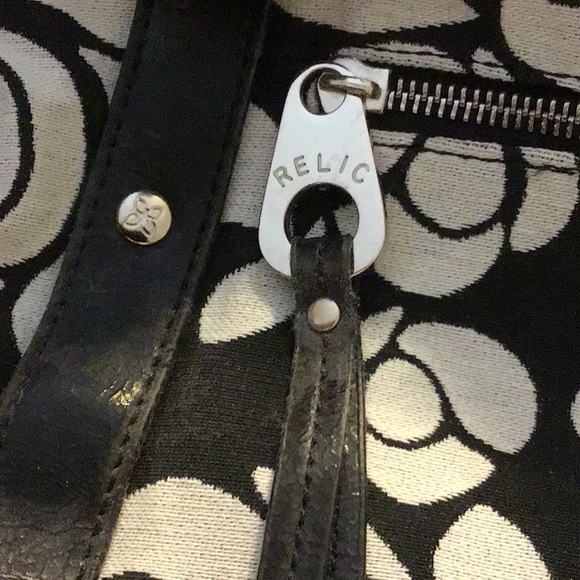 Relic by Fossil Rose Print Handbag NWT - Picture 5 of 6